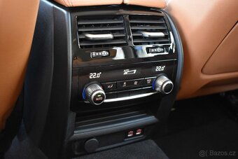 BMW 530d xDrive LUXURY TAŽNÉ PANORAMA DPH ČR 1.MAJITEL - 13