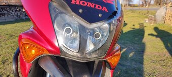 Honda Varadero 125 - 13