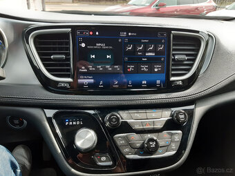Chrysler Pacifica 3,6L, 7míst, adapt, nový model, 38.000km - 13