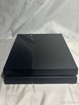 PlayStation 4 1TB + 2 orig. Ovladače+ hry - 13