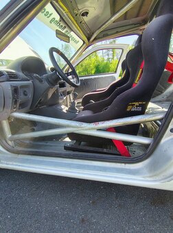 Renault clio 1.4 16v - 13