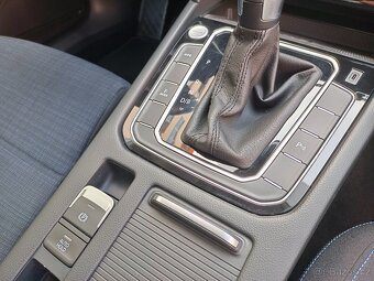 VW Passat B8 GTE 1.4TSI 160kW DSG Full LED ACC ERGO kamera - 13