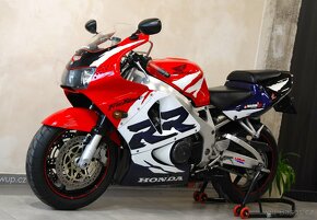 Honda CBR 900 RR Fireblade - krásný stav - 13