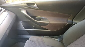 Volkswagen Passat 2.0 TDi 125 kW, common rail ČR, garáž - 13
