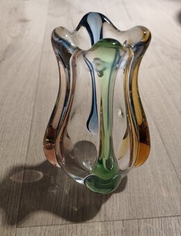 Barevné hutní sklo – mísy a váza, pěkný stav - 13