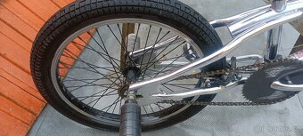 Mongoose BMX - 13