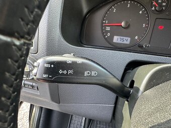 VOLKSWAGEN CARAVELLE T5 2,5 TDI 96kW LONG - 13
