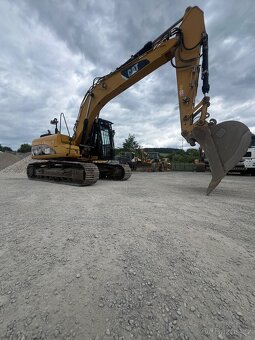 Pásové rýpadlo Caterpillar 319D L/2011 - 13