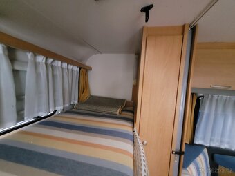 Knaus 500 s palandami, poškozený, na opravu - 13