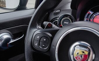 Abarth 595 Monster Energy Yamaha - 13