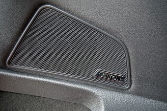 Škoda Superb 2.0 TDI 110kW Style Pro Navi kombi TOP STAV - 13