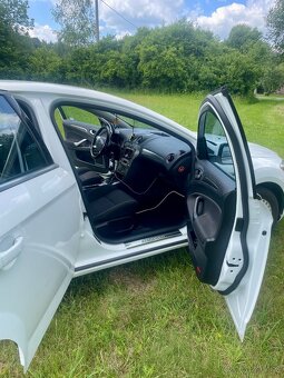 Ford Mondeo 2.0 TDCi 2009 - 13