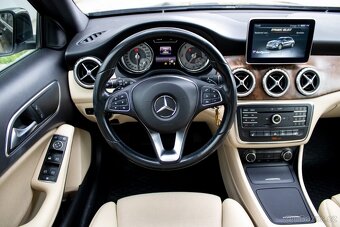 Mercedes-Benz GLA 200 d - 13