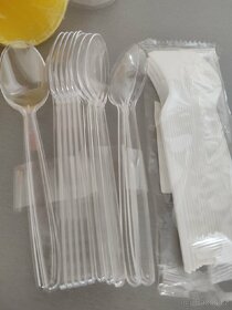 Plastové kelímky, příbory, brčka - 13