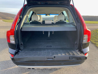 Volvo XC90 2.4 D5 136kW +4x4+klima+Automat - 13