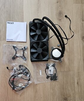 Vodní chladič NZXT Kraken 240 (RL-KN240-B1) - 13