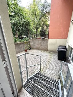 krásný nový byt 1+1, 35m2 v ul. U Balabenky, Praha 8 - Libeň - 13