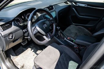 Škoda Octavia Combi 2.0 TDI RS DSG - 13