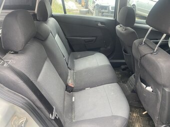 Opel Astra H 1.7 2006 - 13