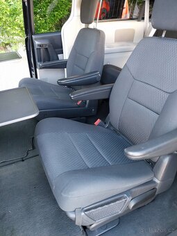 Chrysler grand voyager 2,8 CRD  automat - 13