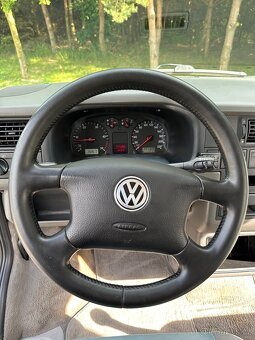 VW Multivan T4 Generation 2.5 TDi Webasto Tažne Nová STK - 13