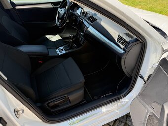 Škoda Superb 3 combi 2.0tdi 110kw Ambition PLUS nová STK - 13