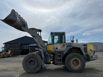 Čelní nakladač KOMATSU WA-380, R.V. 2012 - 13