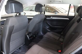 VW Passat B8 1.6TDI DSG 88kW Model 2018 - 13
