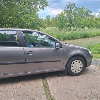 Volkswagen GOLF 5 - 13