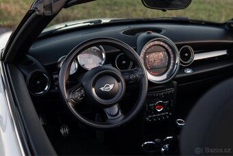 MINI COOPER ROADSTER JCW R59 - 13
