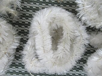 vánoční ozdoby a řetězy na vánoční stromeček RETRO - 13