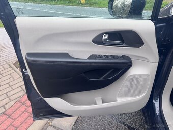 Chrysler Pacifica 3,6 Radar Adaptemp L-Plus 2020 DPH - 13