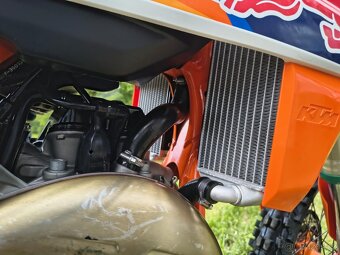 KTM SX-F 450 Faktory edition 2020 - 13