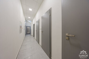 Pronájem komerčních prostor, 137 m², Uherský Brod - Komenské - 13