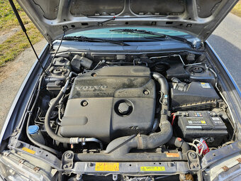 Volvo V40, 1,9D 75KW - 13