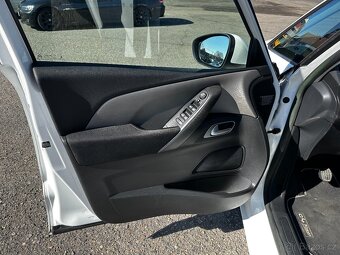 CITROEN C4 PICASSO 1,6e-HDI - KEYLESS - SERVIS CITROEN - 13