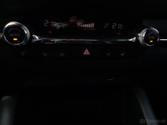 MAZDA 3 2.0 X 180k ,KOUPENO v ČR,1.MAJITEL,SERVISKA - 13