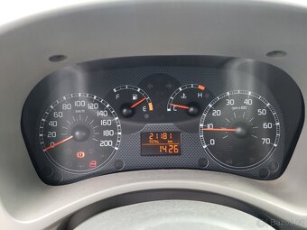 Fiat Panda, 1,2 44kW 1.MAJ,ČR, 21TIS KM - 13