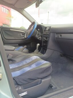 Volvo V40 ; 1,8 ben. ; 2003 - 13