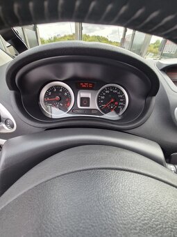Renault Clio 1.2 benzin .62 756 km. 2011 rok - 13