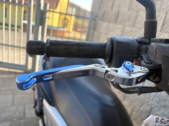 Yamaha x Max 125 2010 - 13