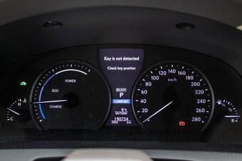Lexus LS 600h L, 290 kW, automat, 2013, hybrid - 13