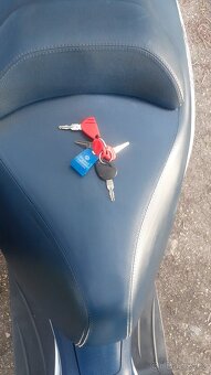 Piaggio MP3 Yourban 300 - 13