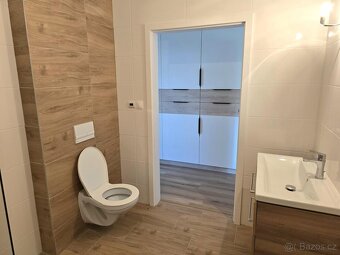 Byt 2+kk, 53 m2 / terasa, zahrada - 13