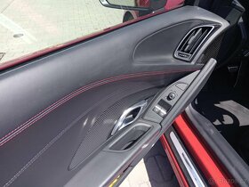 Audi R8 SPYDER 5,2 V10, 540 PS, Max.výbava, najeto 9 430 km - 13