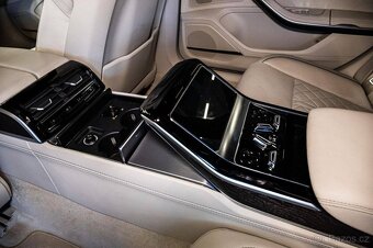 Audi A8 60TFSie Long - 13