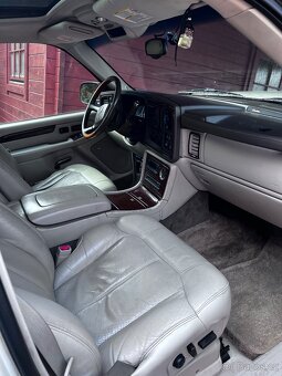 Cadilac Escalade pickup - 13