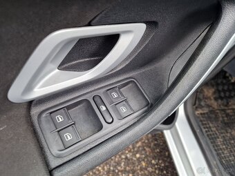Škoda Fabia 1.4 16V benzin 63 kw - původ ČR - top výbava - 13