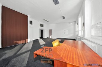 Prodej komerčních prostorů o rozloze 450 m2, ulice Velkomora - 13