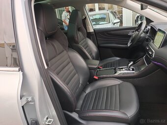 MG EHS PHEV Luxury 1.5 190kW AUT. 78tkm Panorama Virtual - 13